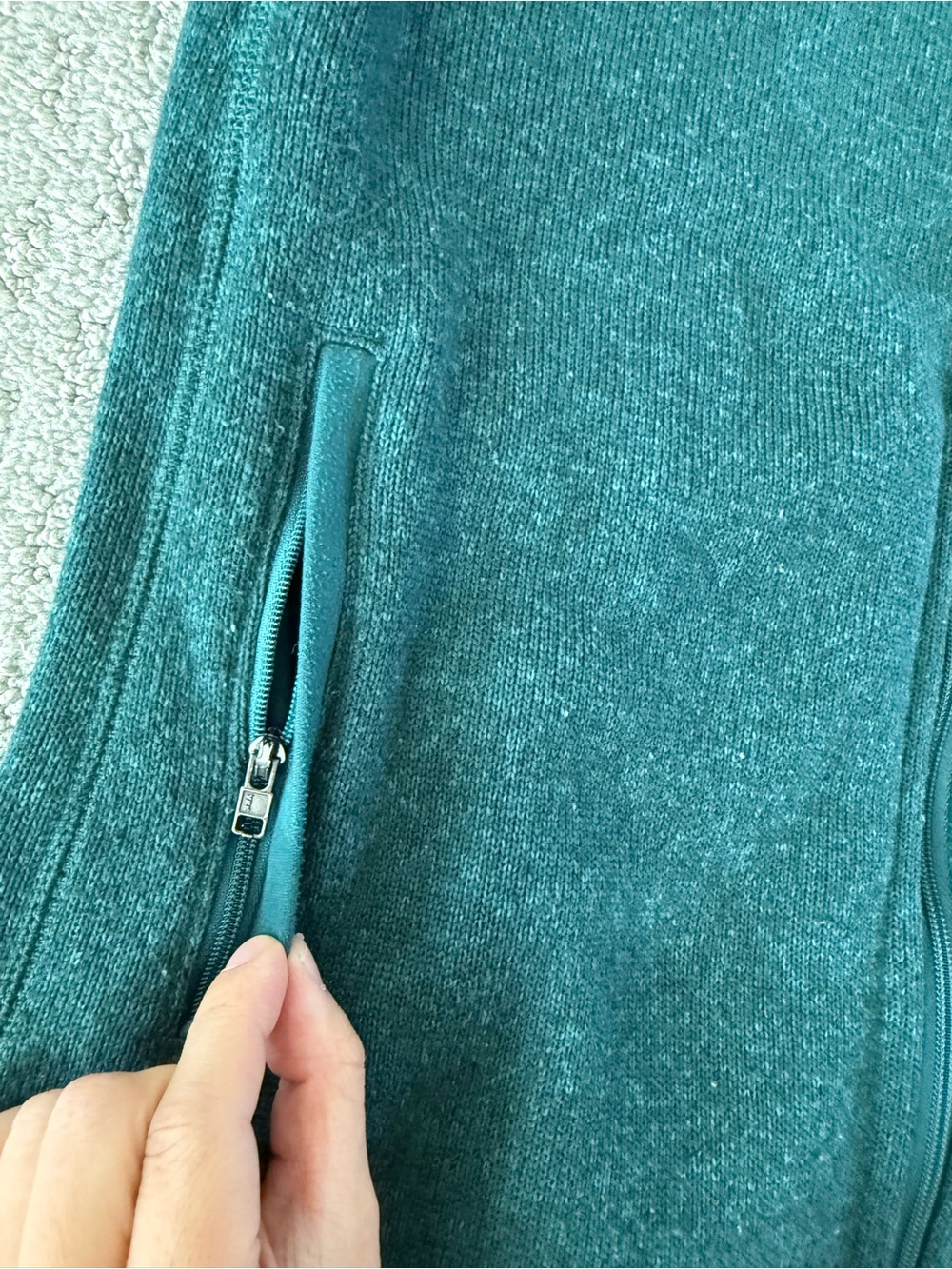 Women’s Patagonia Better Sweater Jacket in Piki Green - Picture 5 of 12
